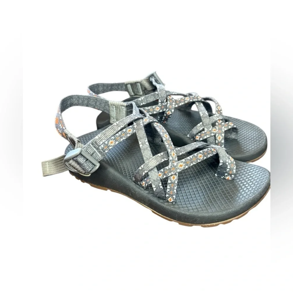 Chaco Women's Classic Creed Gray Orange Sport Outdoor Sandals Hiking Shoes sz 6